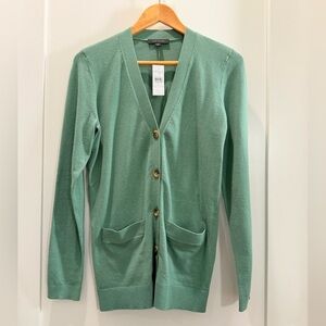 NWT Ann Taylor Boyfriend Cardigan Size Medium